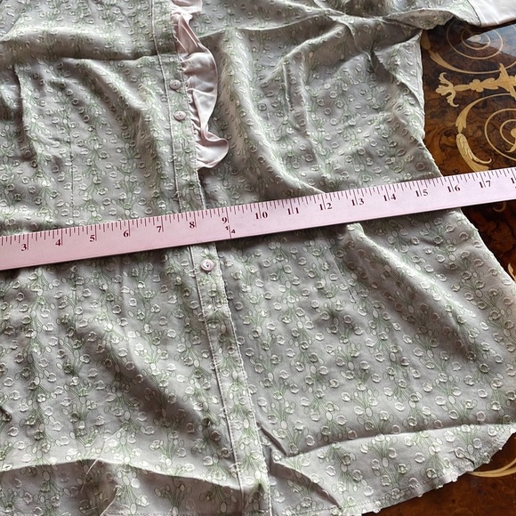 ORIGINAL PENGUIN 100% silk sheer pink gray & green ruffled blouse sz6/8 button - Picture 5 of 8